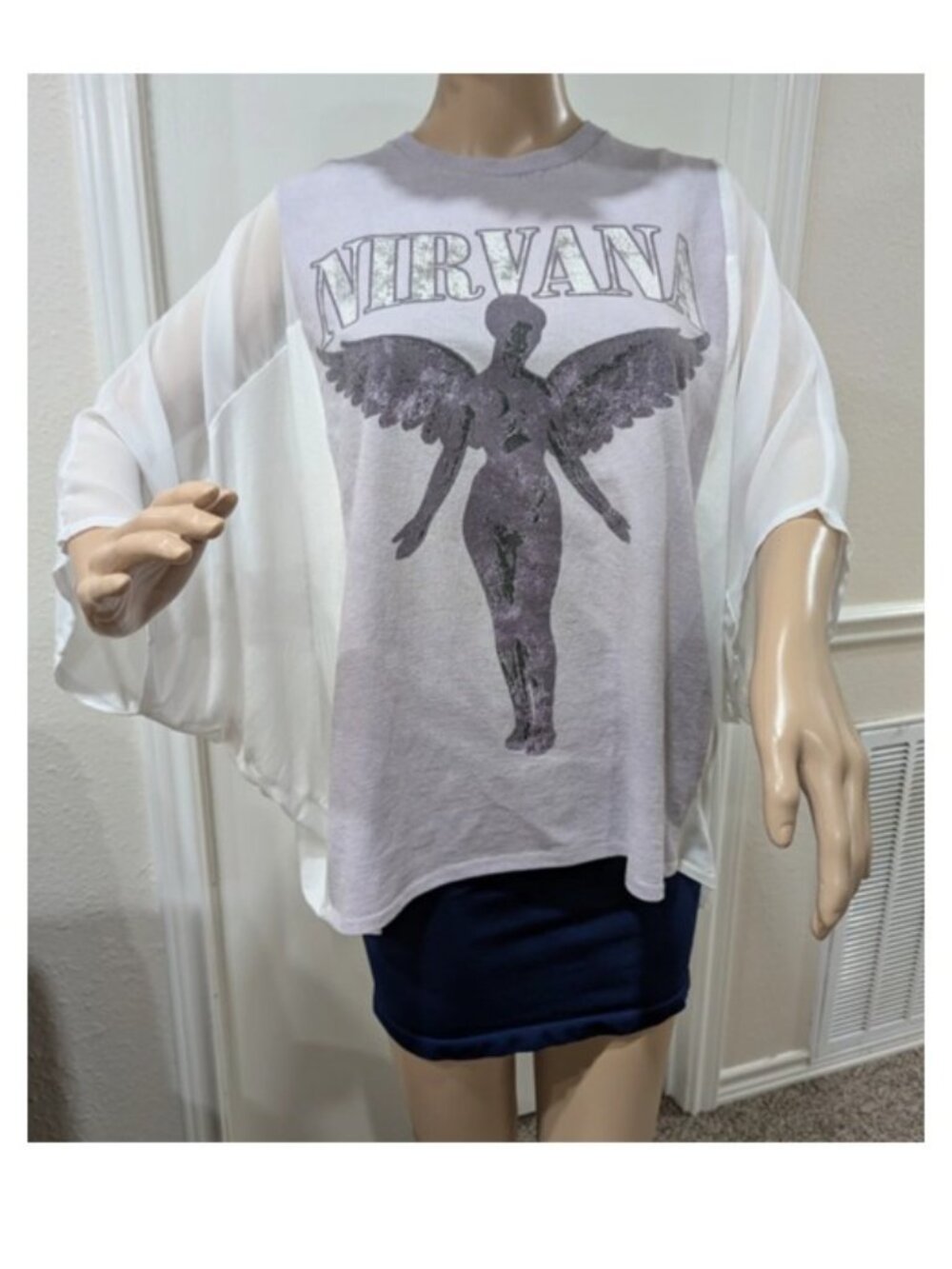 Upcycled Nirvana T Kaftan Top Butterfly Wing Sleeve Hippie 1 Size Lavender White